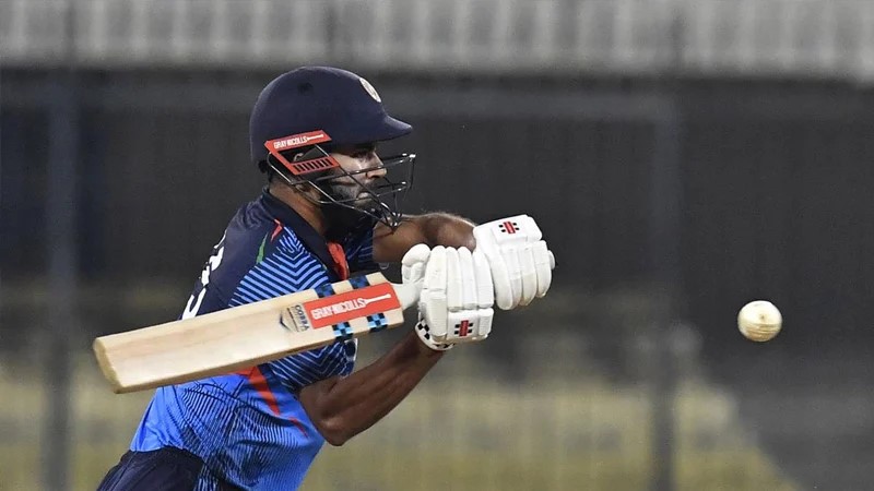 টি-২০ ক্রিকেটে নয়া বিশ্বরেকর্ড, ২০ ওভারে ৩৪৯ রান